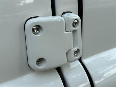 1993 Land Rover Defender 110 NAS #378/500 - Photo 100 - Bend, OR 97702