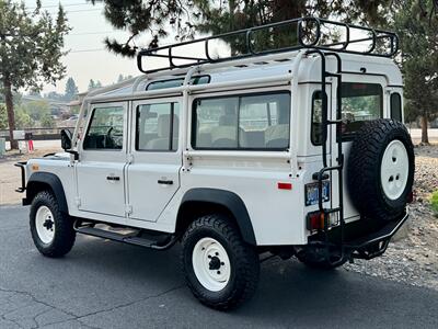 1993 Land Rover Defender 110 NAS #378/500 - Photo 4 - Bend, OR 97702