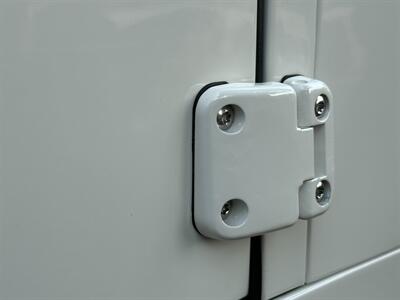 1993 Land Rover Defender 110 NAS #378/500 - Photo 101 - Bend, OR 97702