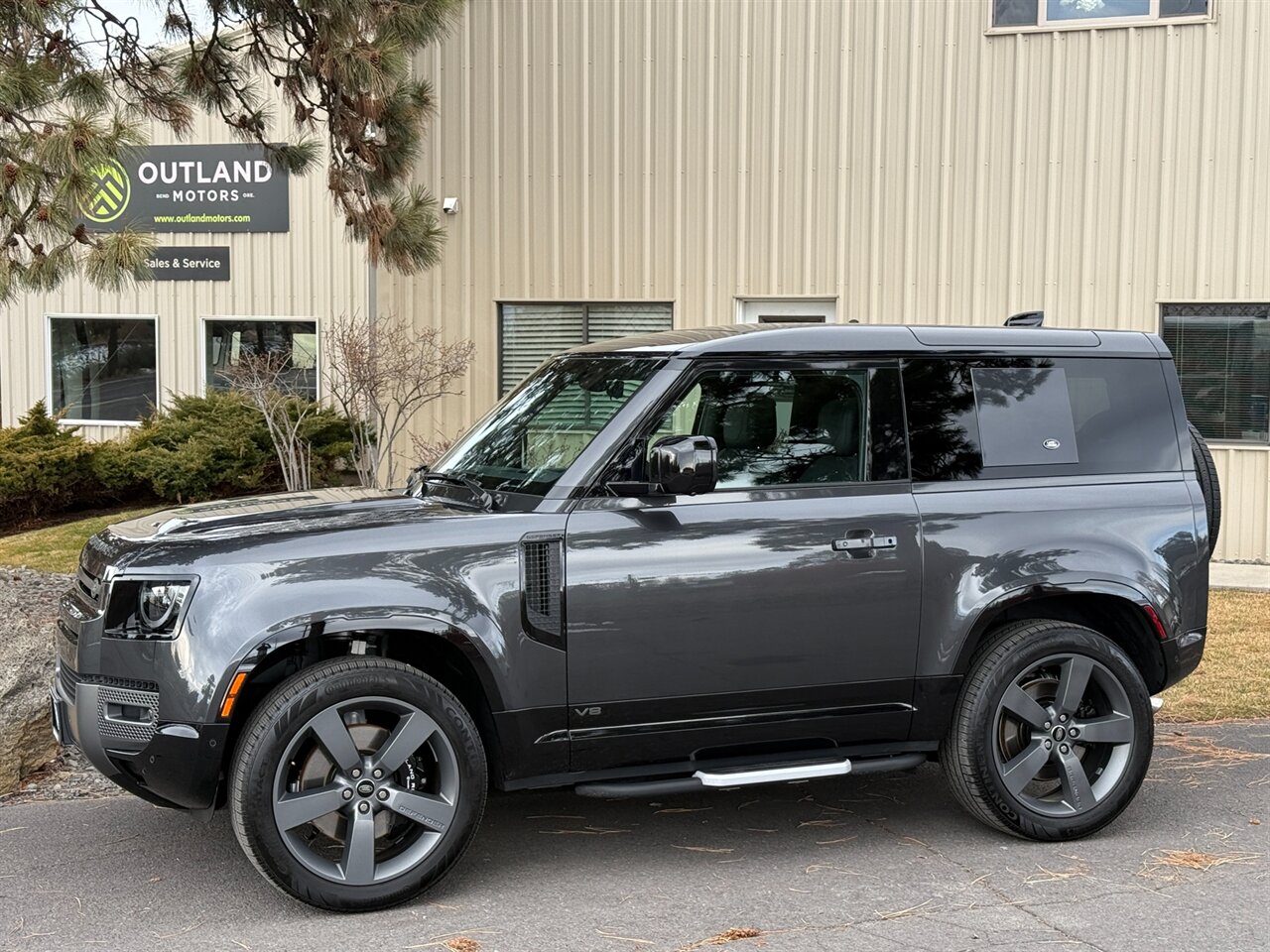 2023 Land Rover Defender 90 Carpathian Edition   - Photo 1 - Bend, OR 97702