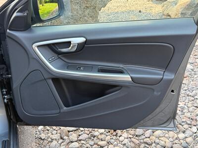 2018 Volvo S60 T5 Dynamic   - Photo 11 - Bend, OR 97702