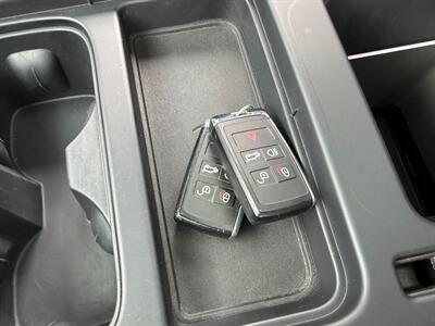 2023 Land Rover Defender 110 X   - Photo 26 - Bend, OR 97702