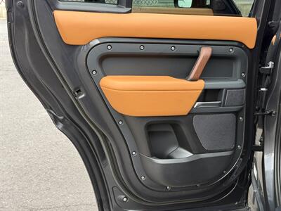 2023 Land Rover Defender 110 X   - Photo 11 - Bend, OR 97702