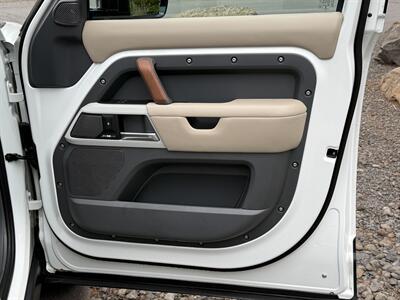 2020 Land Rover Defender 110 SE   - Photo 11 - Bend, OR 97702