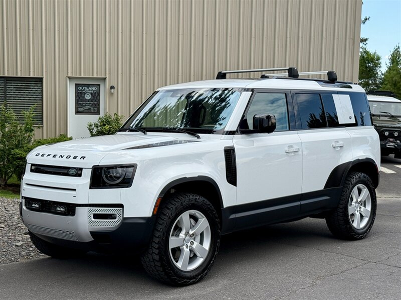2020 Land Rover Defender 110 SE  