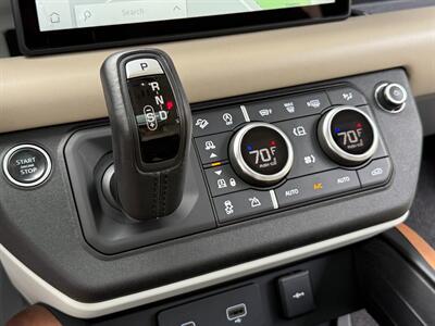 2020 Land Rover Defender 110 SE   - Photo 18 - Bend, OR 97702