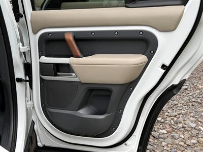 2020 Land Rover Defender 110 SE   - Photo 32 - Bend, OR 97702