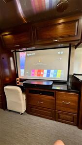 2018 Airstream Classic 33FBQ - Photo 9 - Bend, OR 97702