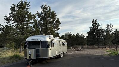 2018 Airstream Classic 33FBQ - Photo 4 - Bend, OR 97702