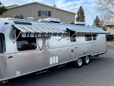 2018 Airstream Classic 33FBQ - Photo 10 - Bend, OR 97702