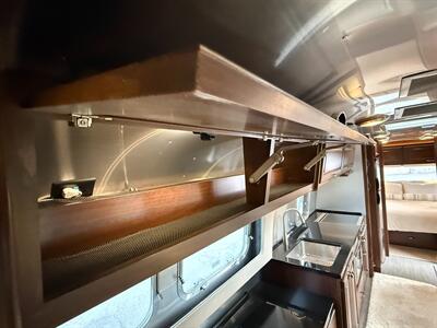 2018 Airstream Classic 33FBQ - Photo 53 - Bend, OR 97702