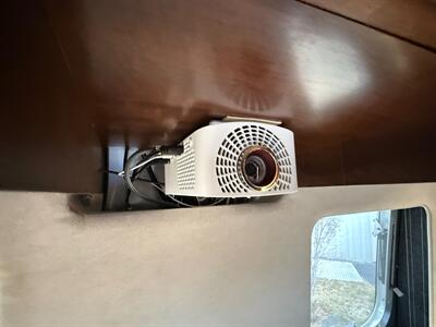 2018 Airstream Classic 33FBQ - Photo 50 - Bend, OR 97702