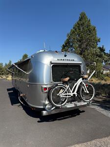 2018 Airstream Classic 33FBQ - Photo 14 - Bend, OR 97702