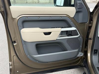 2020 Land Rover Defender 110 First Edition - Photo 10 - Bend, OR 97702