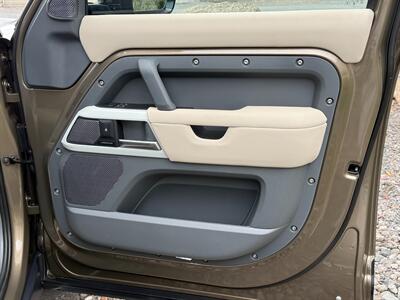 2020 Land Rover Defender 110 First Edition - Photo 12 - Bend, OR 97702