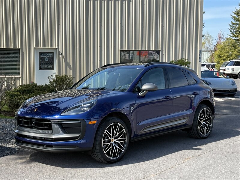 2023 Porsche Macan T  