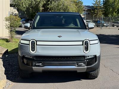 2024 Rivian R1S Adventure - Photo 3 - Bend, OR 97702