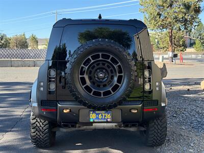 2025 Land Rover Defender 110 P635 OCTA Edition ONE - Photo 7 - Bend, OR 97702