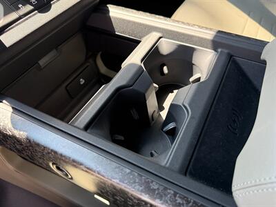 2025 Land Rover Defender 110 P635 OCTA Edition ONE - Photo 21 - Bend, OR 97702
