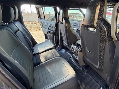 2025 Land Rover Defender 110 P635 OCTA Edition ONE - Photo 39 - Bend, OR 97702