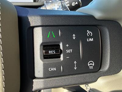 2025 Land Rover Defender 110 P635 OCTA Edition ONE - Photo 29 - Bend, OR 97702