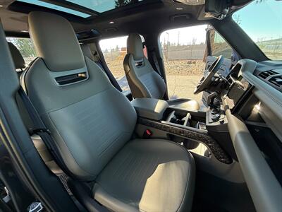 2025 Land Rover Defender 110 P635 OCTA Edition ONE - Photo 43 - Bend, OR 97702