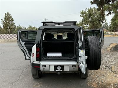 2020 Land Rover Defender 110 First Edition   - Photo 17 - Bend, OR 97702