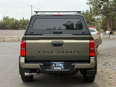 2024 Toyota Tacoma TRD Off-Road   - Photo 6 - Bend, OR 97702