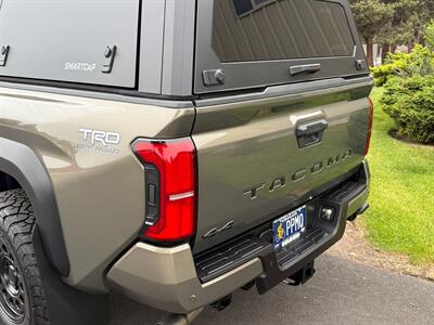 2024 Toyota Tacoma TRD Off-Road   - Photo 8 - Bend, OR 97702