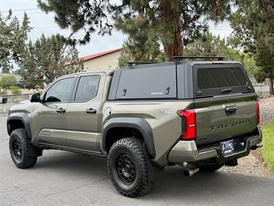 2024 Toyota Tacoma TRD Off-Road   - Photo 4 - Bend, OR 97702