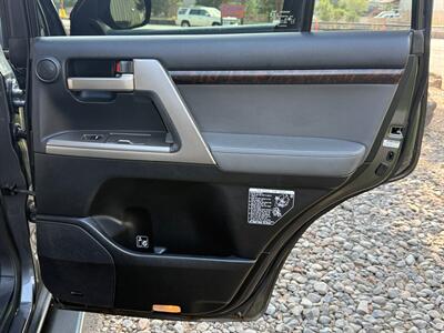 2011 Toyota Land Cruiser Technique Vehicle Outfitters Build   - Photo 23 - Bend, OR 97702