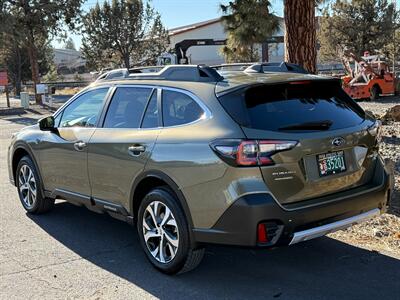 2022 Subaru Outback Limited XT   - Photo 4 - Bend, OR 97702