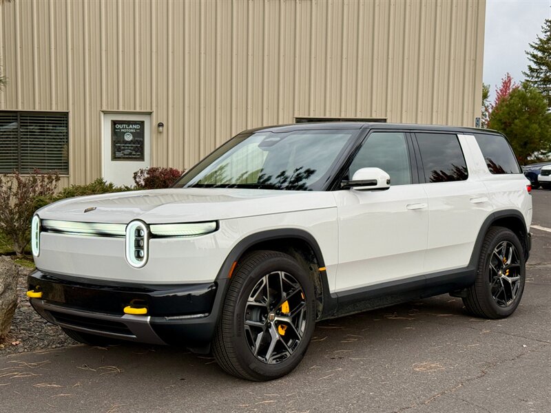 2027 Rivian R2 Performance  