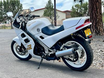 1987 Honda Interceptor VFR700   - Photo 4 - Bend, OR 97702