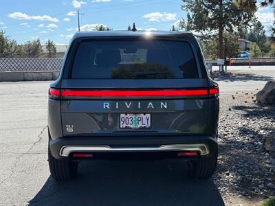 2023 Rivian R1S Adventure - Photo 6 - Bend, OR 97702