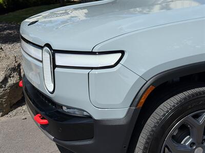 2024 Rivian R1S Adventure - Photo 9 - Bend, OR 97702