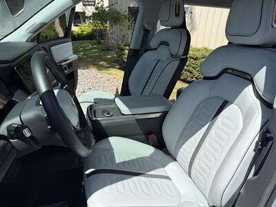 2024 Rivian R1S Adventure - Photo 17 - Bend, OR 97702