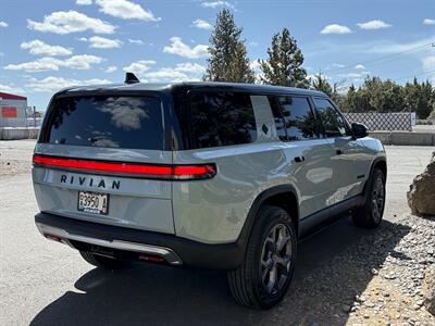 2024 Rivian R1S Adventure - Photo 7 - Bend, OR 97702