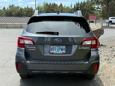 2019 Subaru Outback 2.5i Limited   - Photo 5 - Bend, OR 97702