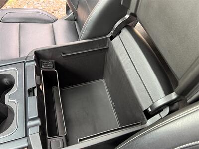 2015 Chevrolet Silverado 3500HD LTZ   - Photo 29 - Bend, OR 97702