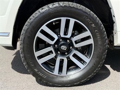 2017 Toyota 4Runner SR5 - Photo 37 - Bend, OR 97702