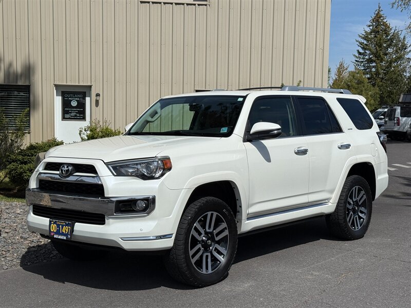 2017 Toyota 4Runner SR5  