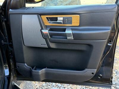 2016 Land Rover LR4 HSE LUX Landmark - Photo 11 - Bend, OR 97702