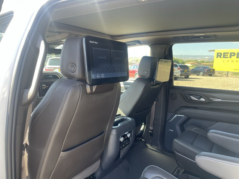 2023 GMC Yukon XL photo 10