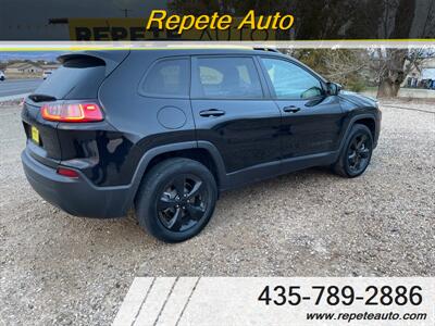 2021 Jeep Cherokee Altitude   - Photo 3 - Vernal, UT 84078