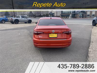 2019 Volkswagen Jetta R-Line   - Photo 3 - Vernal, UT 84078