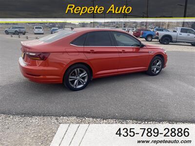 2019 Volkswagen Jetta R-Line   - Photo 4 - Vernal, UT 84078