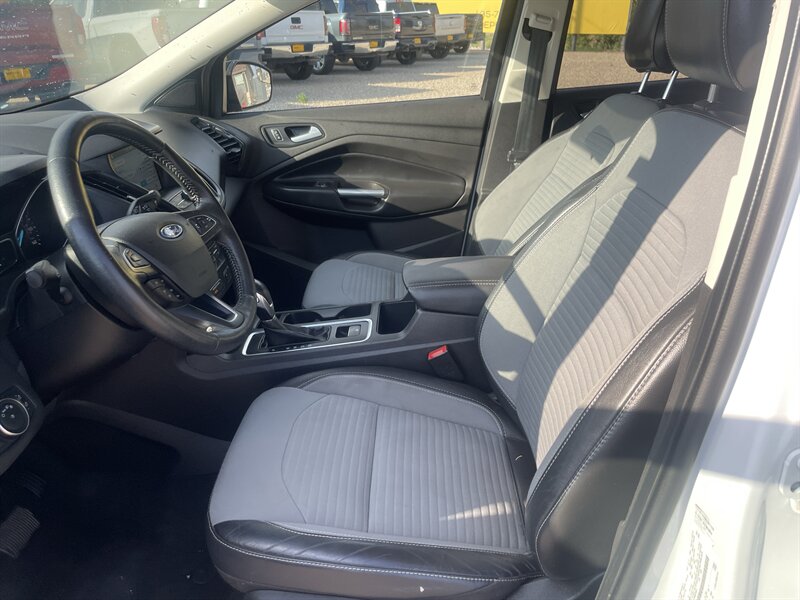 2019 Ford Escape photo 7