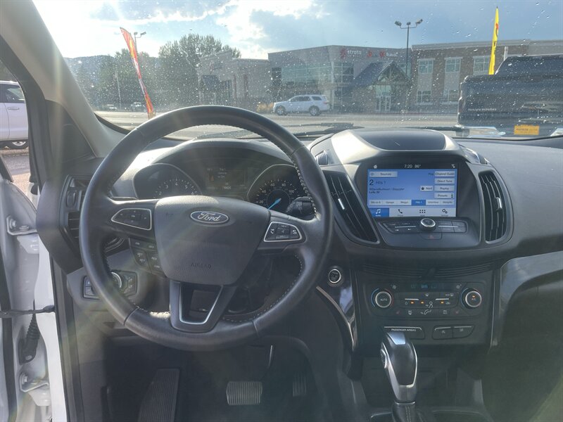 2019 Ford Escape photo 9