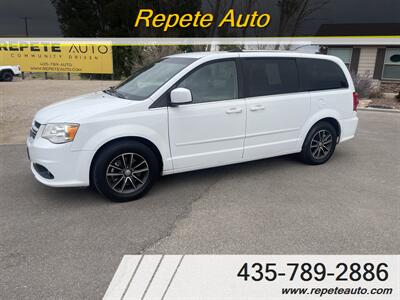 2017 Dodge Grand Caravan SXT   - Photo 1 - Vernal, UT 84078